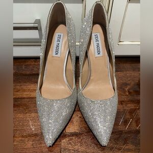 Steve Madden Glittering Silver Heels